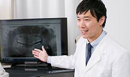 CT完備で安全な治療を、初回無料相談も実施